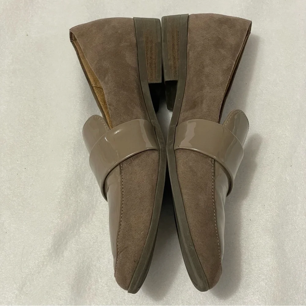 Dr. Scholl's Pointed Toe‎ Flats Loafer Cushioned Comfort Slip On Taupe Size 7M